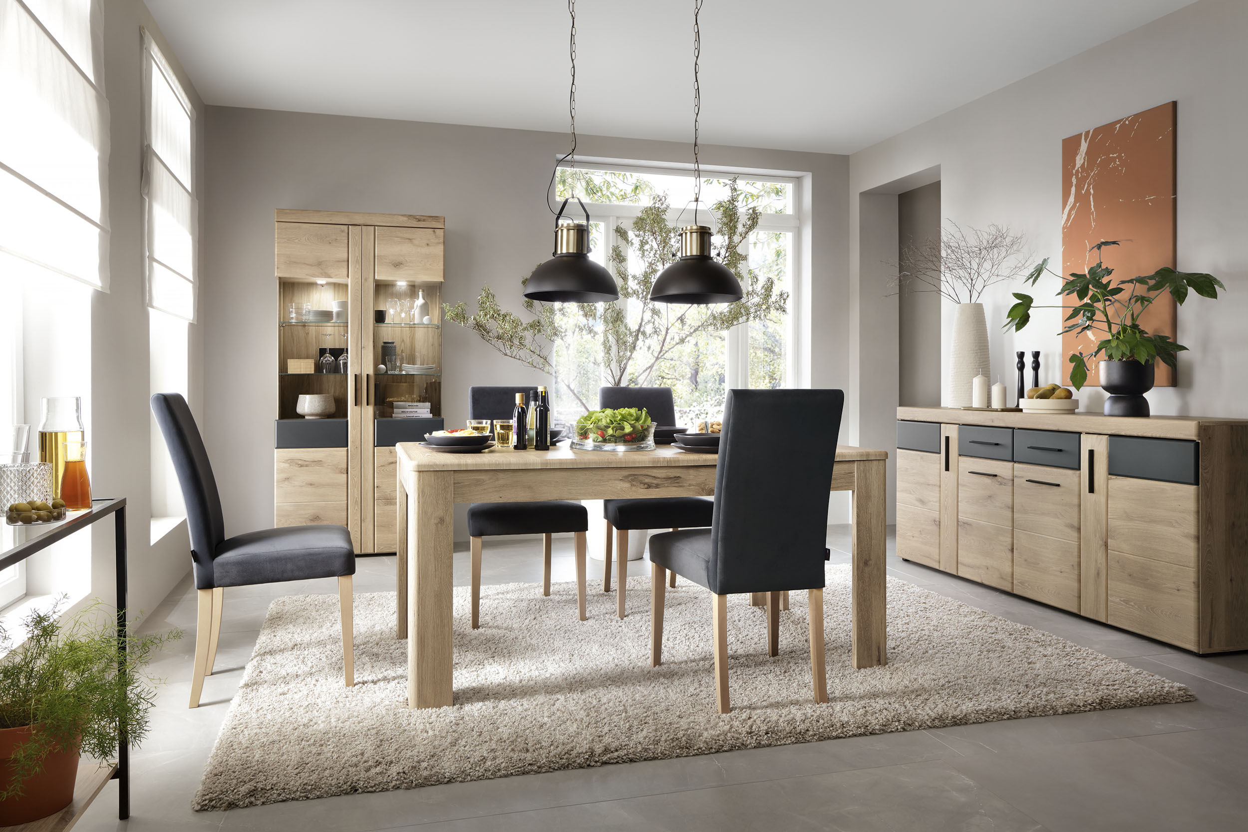 Mēbeļu kolekcija Tivodea