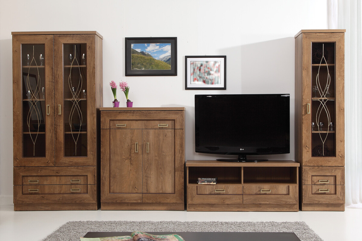 TV galds Lircava 110 (Lefkas ozols)