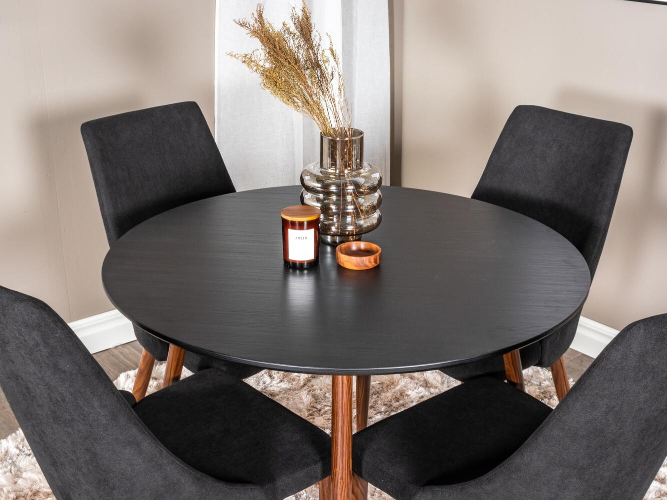 Ēdamistabas komplekts Dallas 1862