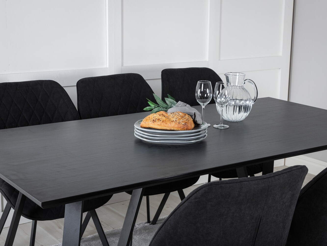 Ēdamistabas komplekts Dallas 1685 (Melns)