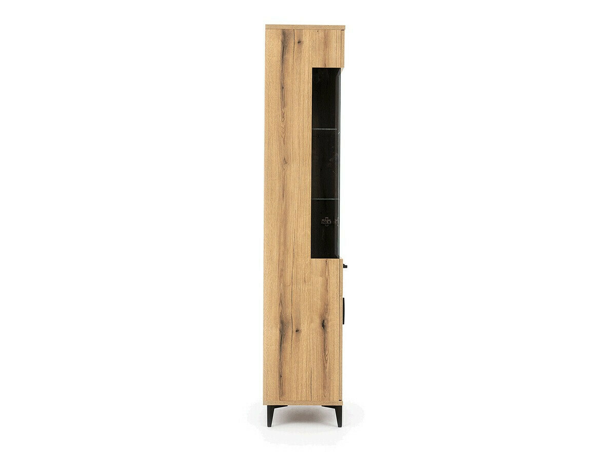 Plaukts Camcate 106