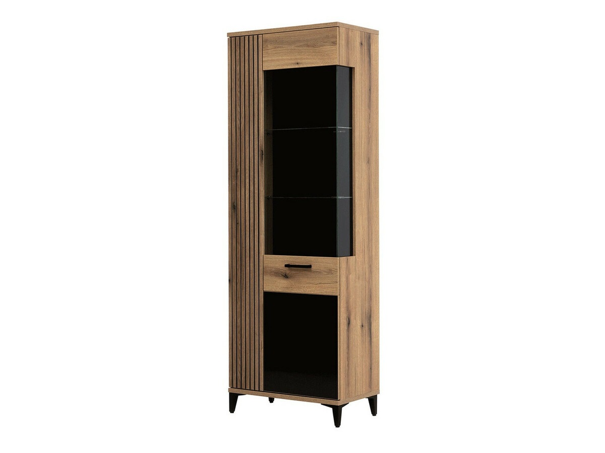 Plaukts Camcate 106