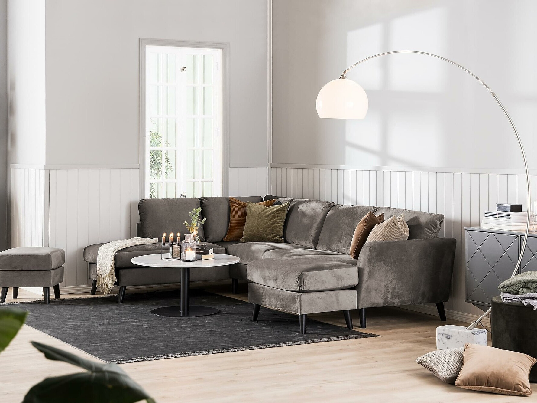 Stūra dīvāns Scandinavian Choice Catmori 102 (Monolith 20)