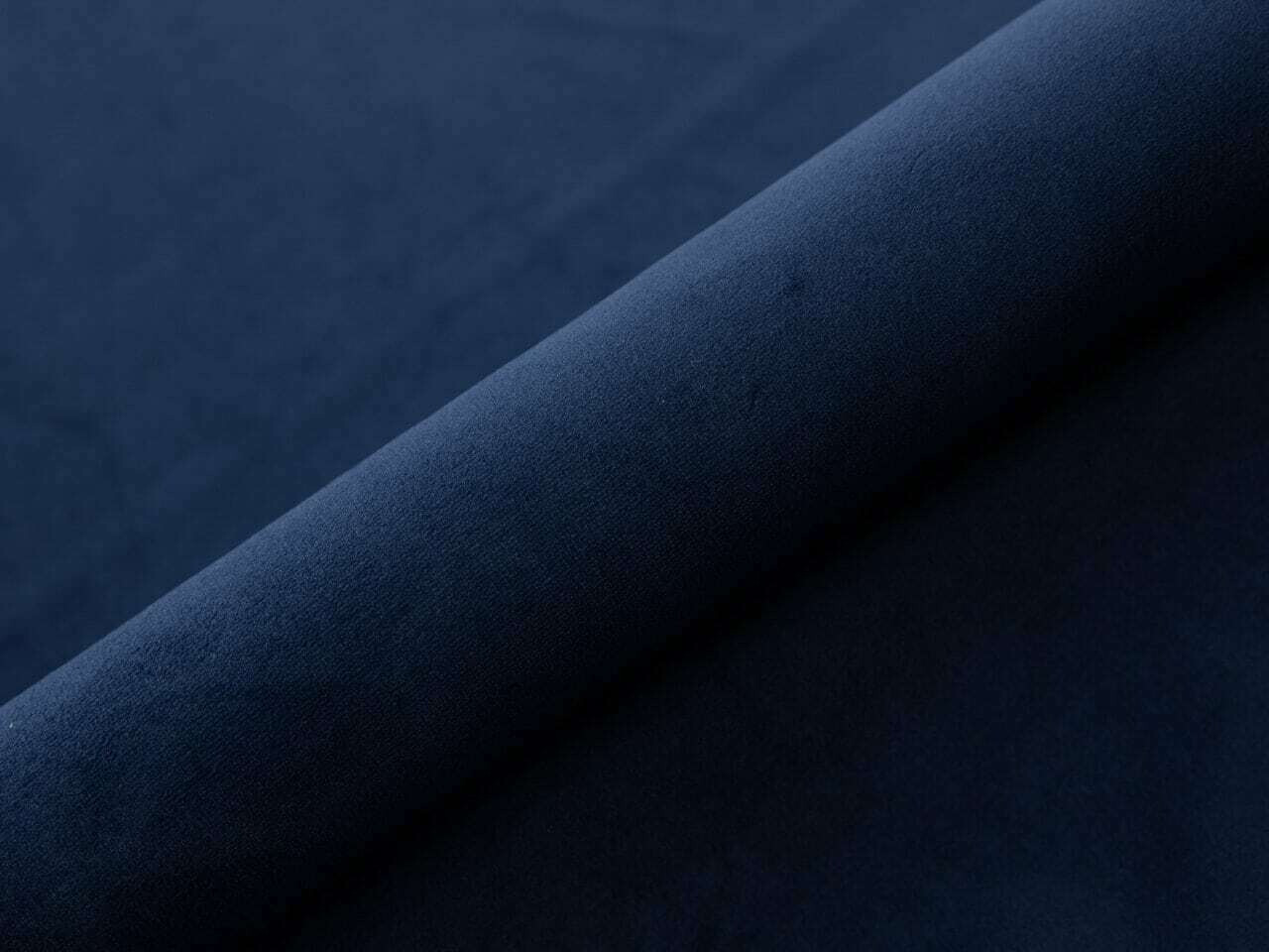 Kontinentālā gulta Martinez 105 (Magic Velvet 2216)