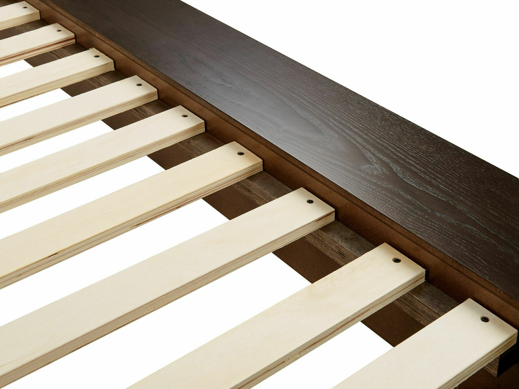 Gulta Berwyn 541 (Tumšs koks) Ar naktsgaldiņiem