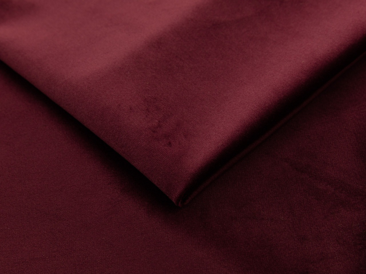 Kontinentālā gulta Martinez 129 (Magic Velvet 2229)