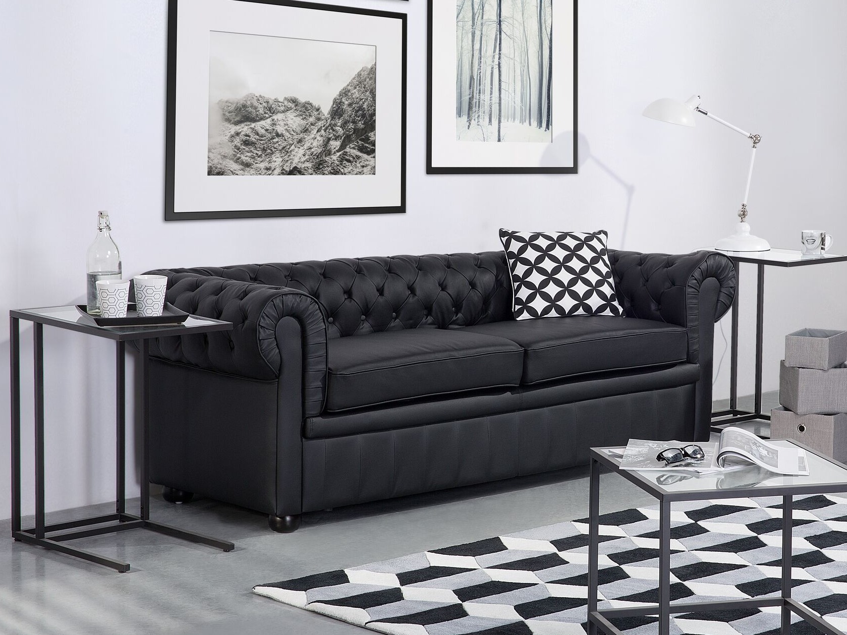 Chesterfield dīvāns Berwyn 832 (Melns)