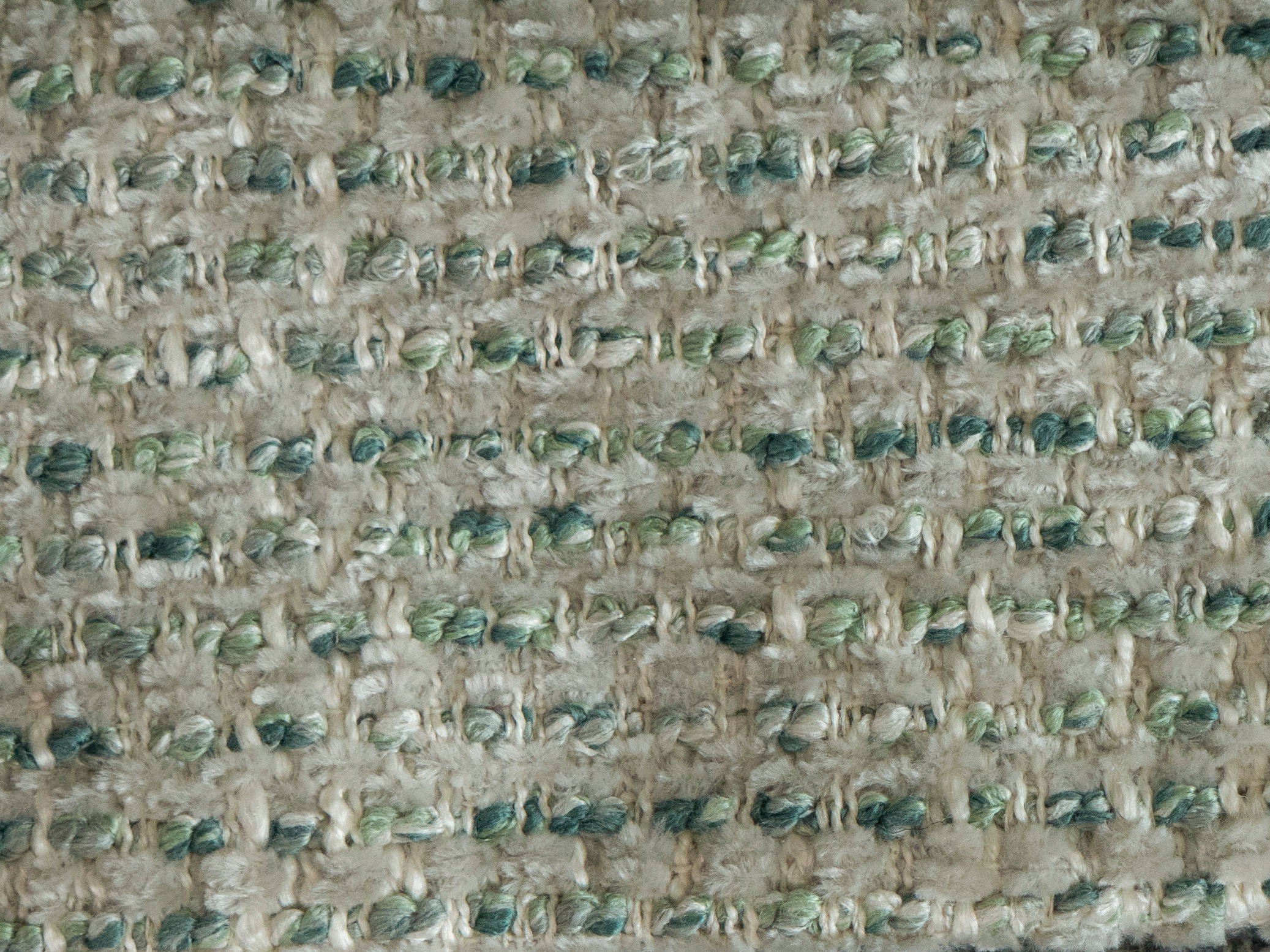Gulta Martinez 130 (Silencio 37)