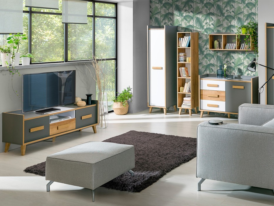 TV galds Oderevu 106