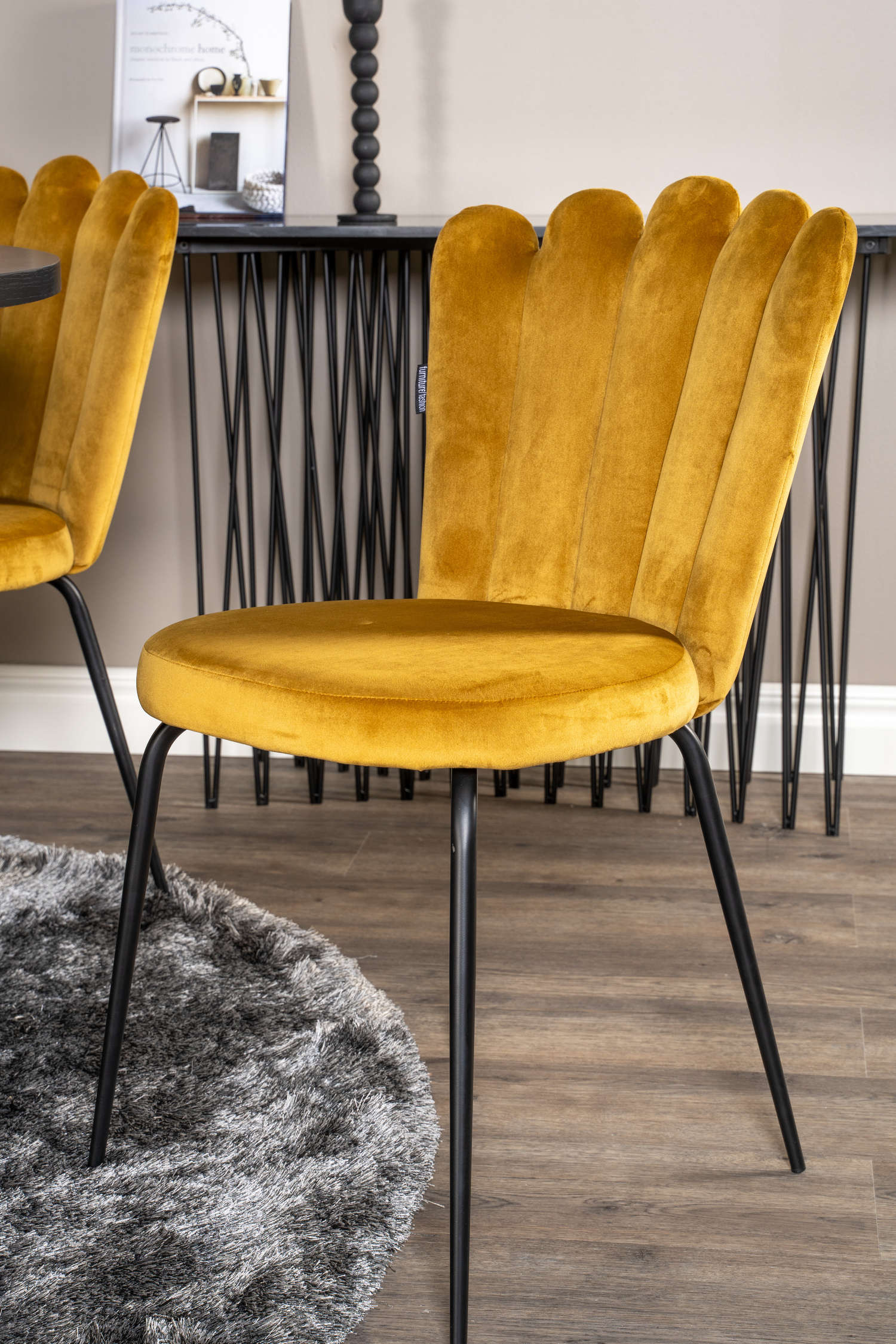 Ēdamistabas komplekts Dallas 317 (Dzeltens + Melns)