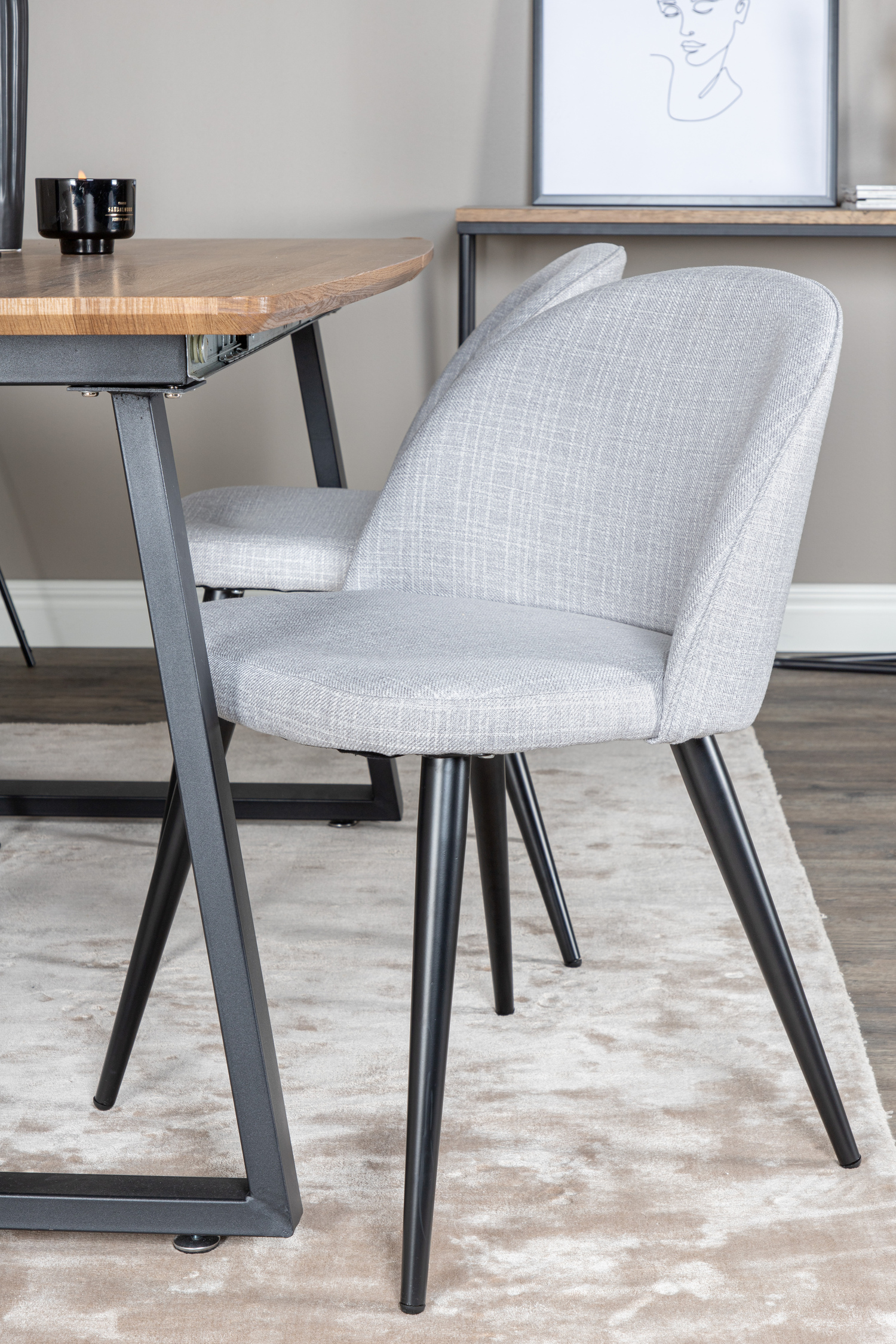 Ēdamistabas komplekts Dallas 335 (Gaiši pelēks + Melns)