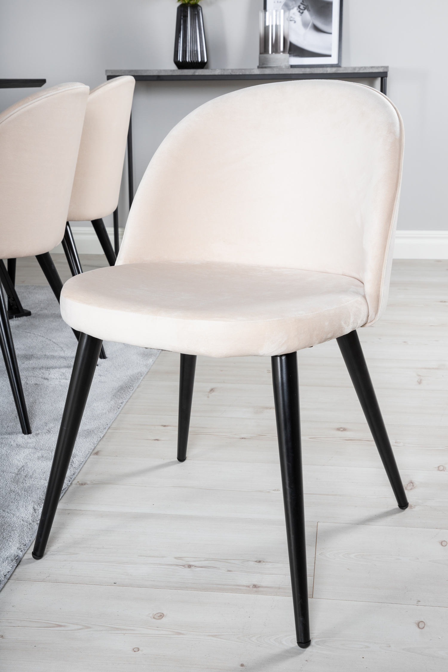 Ēdamistabas komplekts Dallas 360 (Bēšs + Melns)