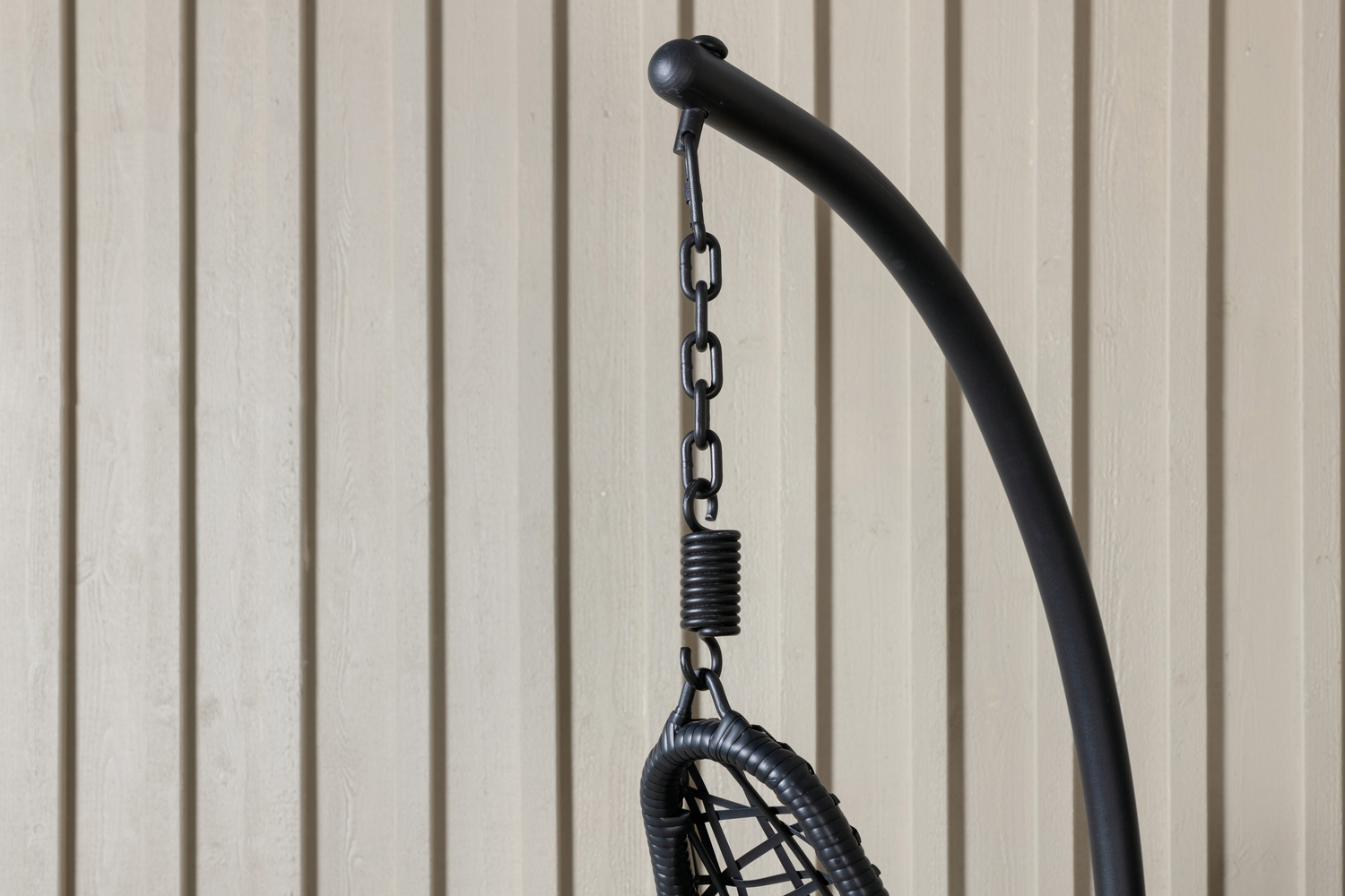 Piekaramais krēsls Dallas 519 (Melns)