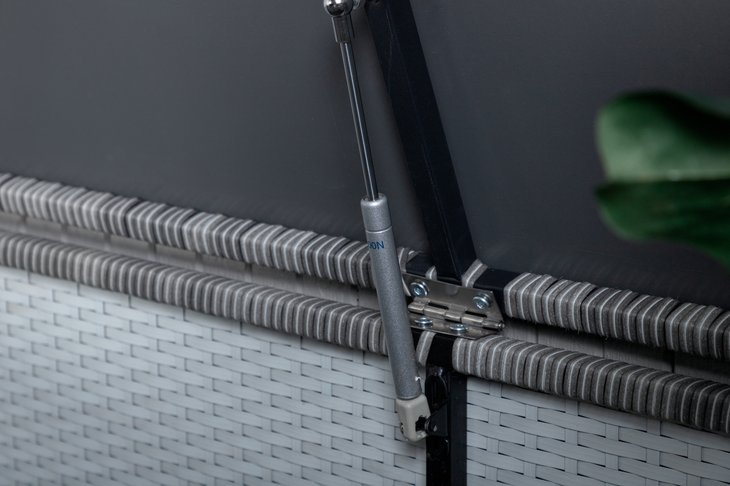 Dārza uzglabāšanas kaste Dallas 1065 (Pelēks)