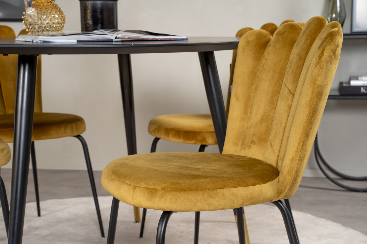 Ēdamistabas komplekts Dallas 1177 (Dzeltens + Melns)