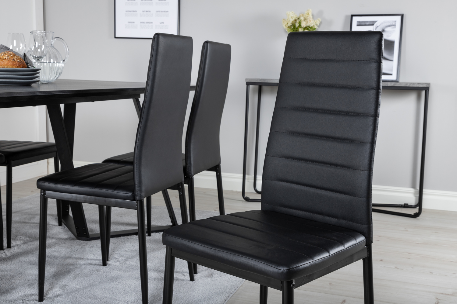 Ēdamistabas komplekts Dallas 1966