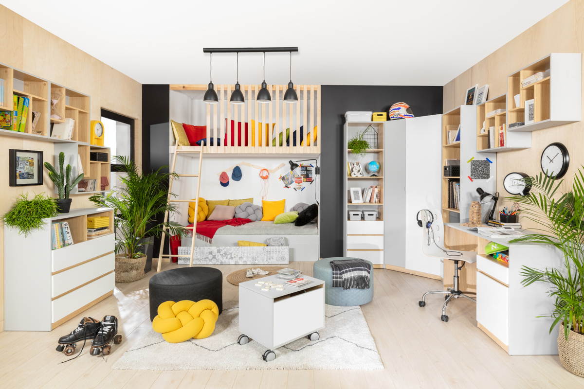 Kumode Nuevaru 102 (Glancēts balts)