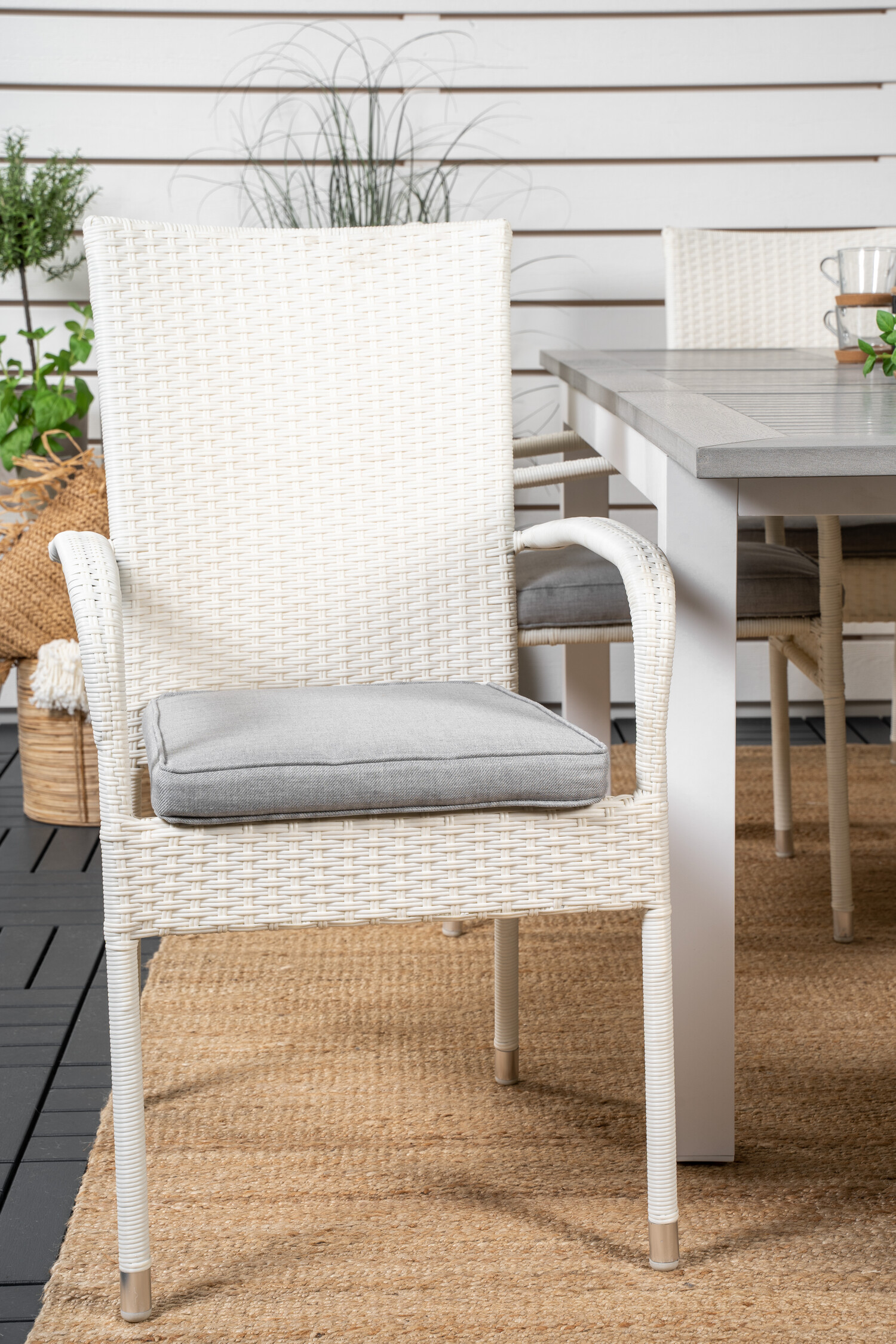 Galds un krēslu komplekts Dallas 2258 (Balts + Pelēks)