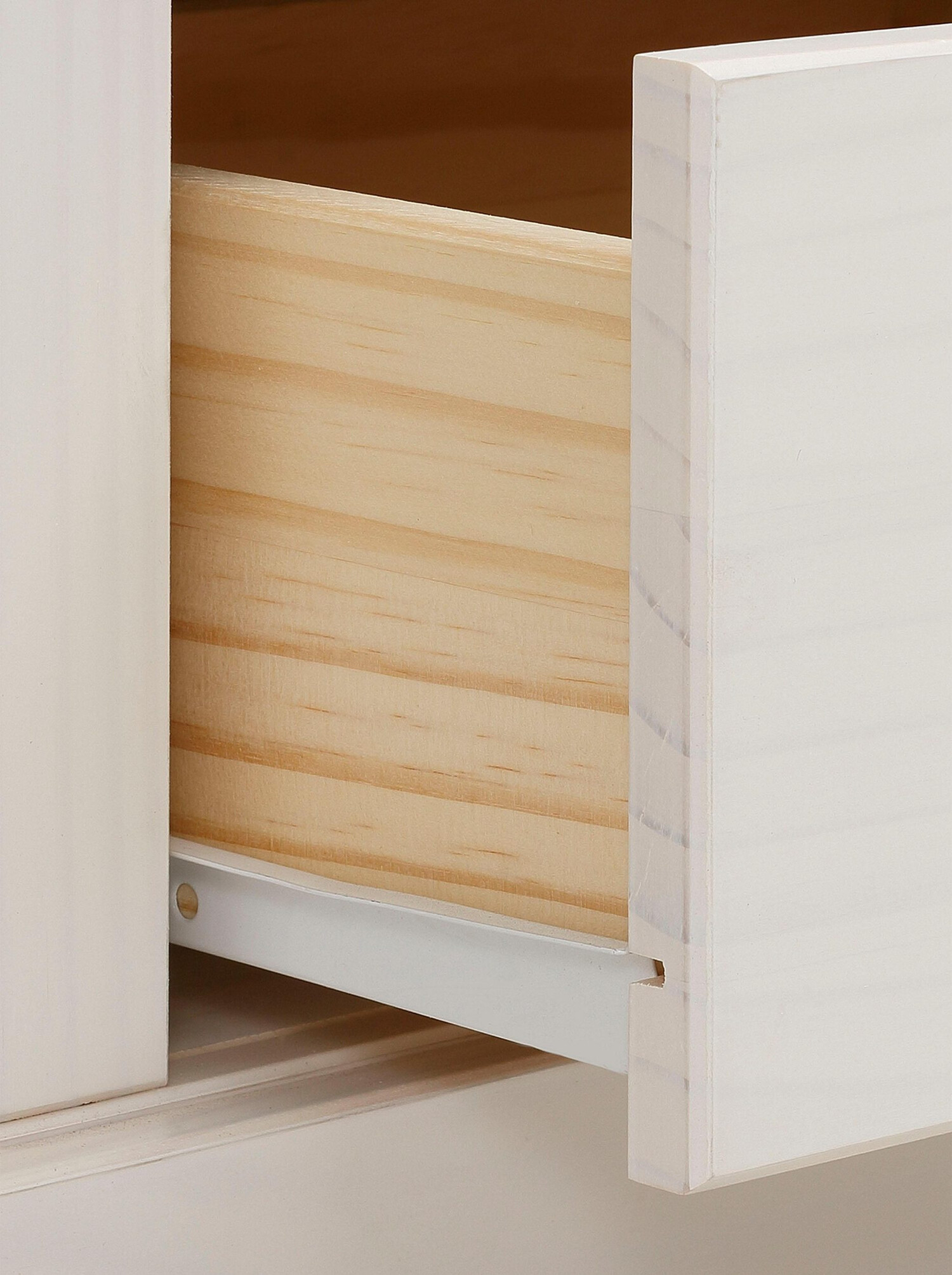 Kомод Rometri 104