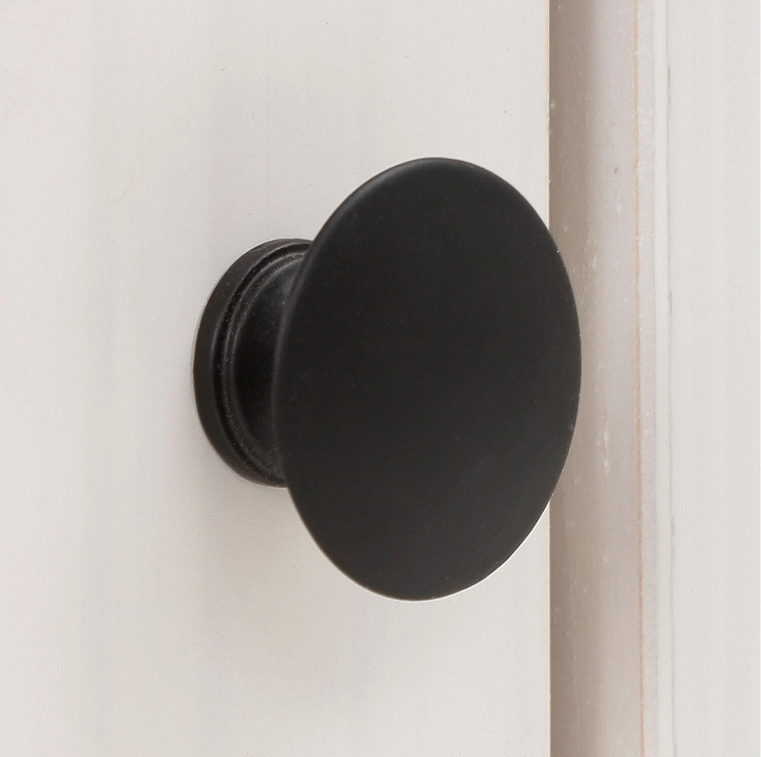 Kомод Rometri 104