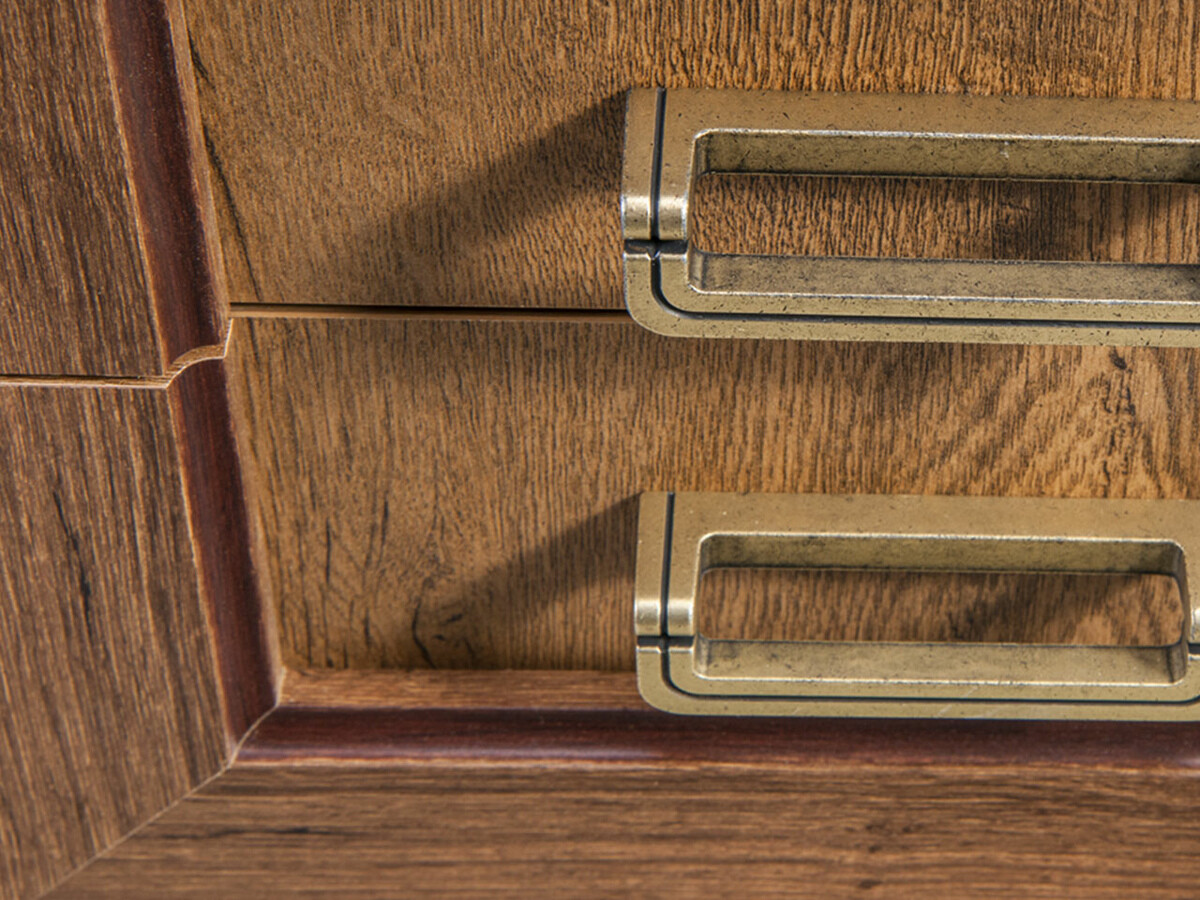 Kumode Lircava 104 (Lefkas ozols)