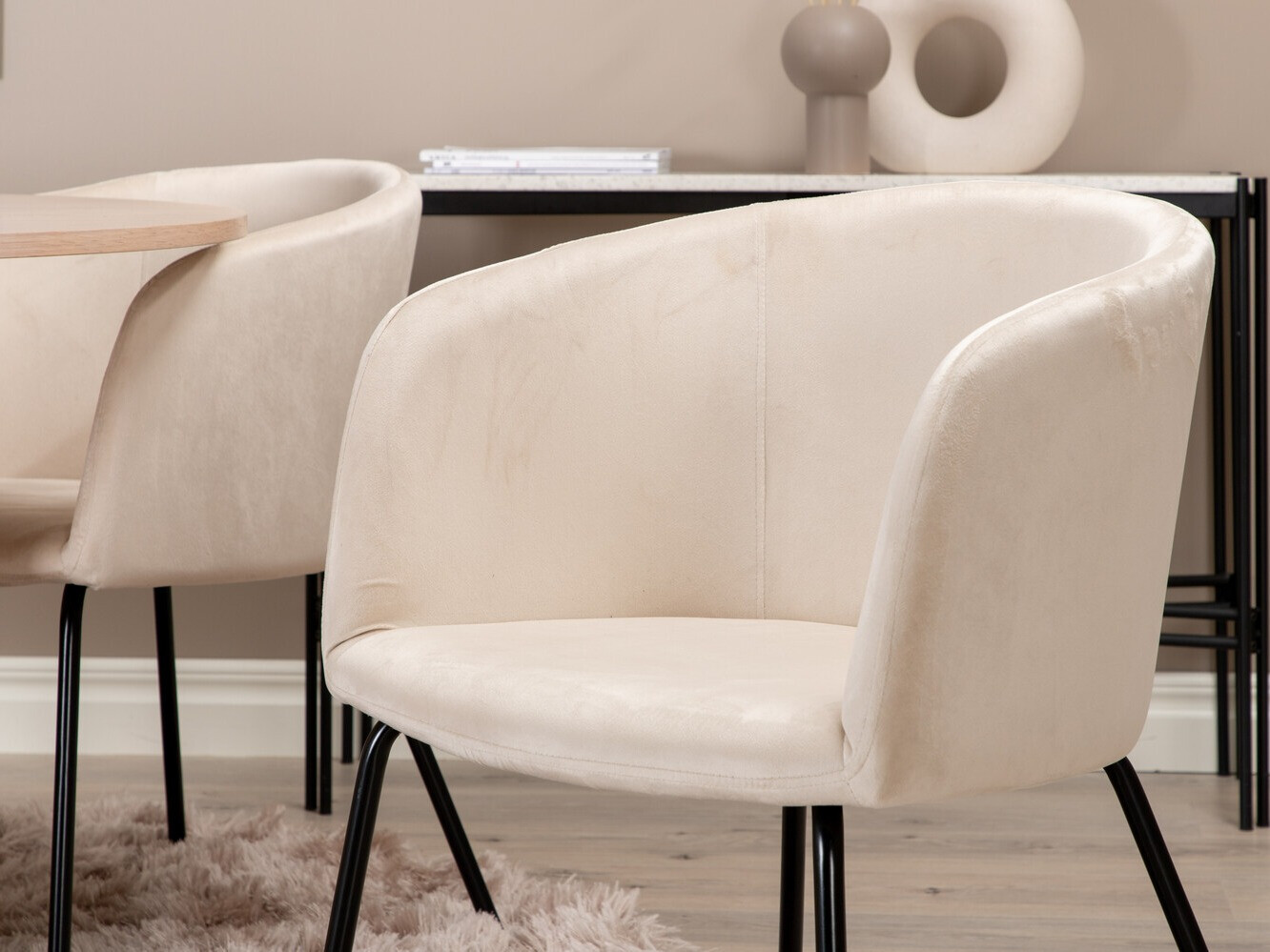 Ēdamistabas komplekts Dallas 2557 (Krēms + Melns)