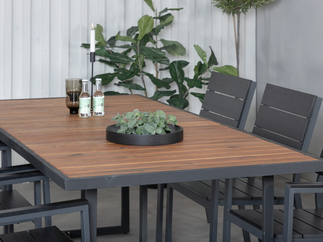 Galds un krēslu komplekts Dallas 2923