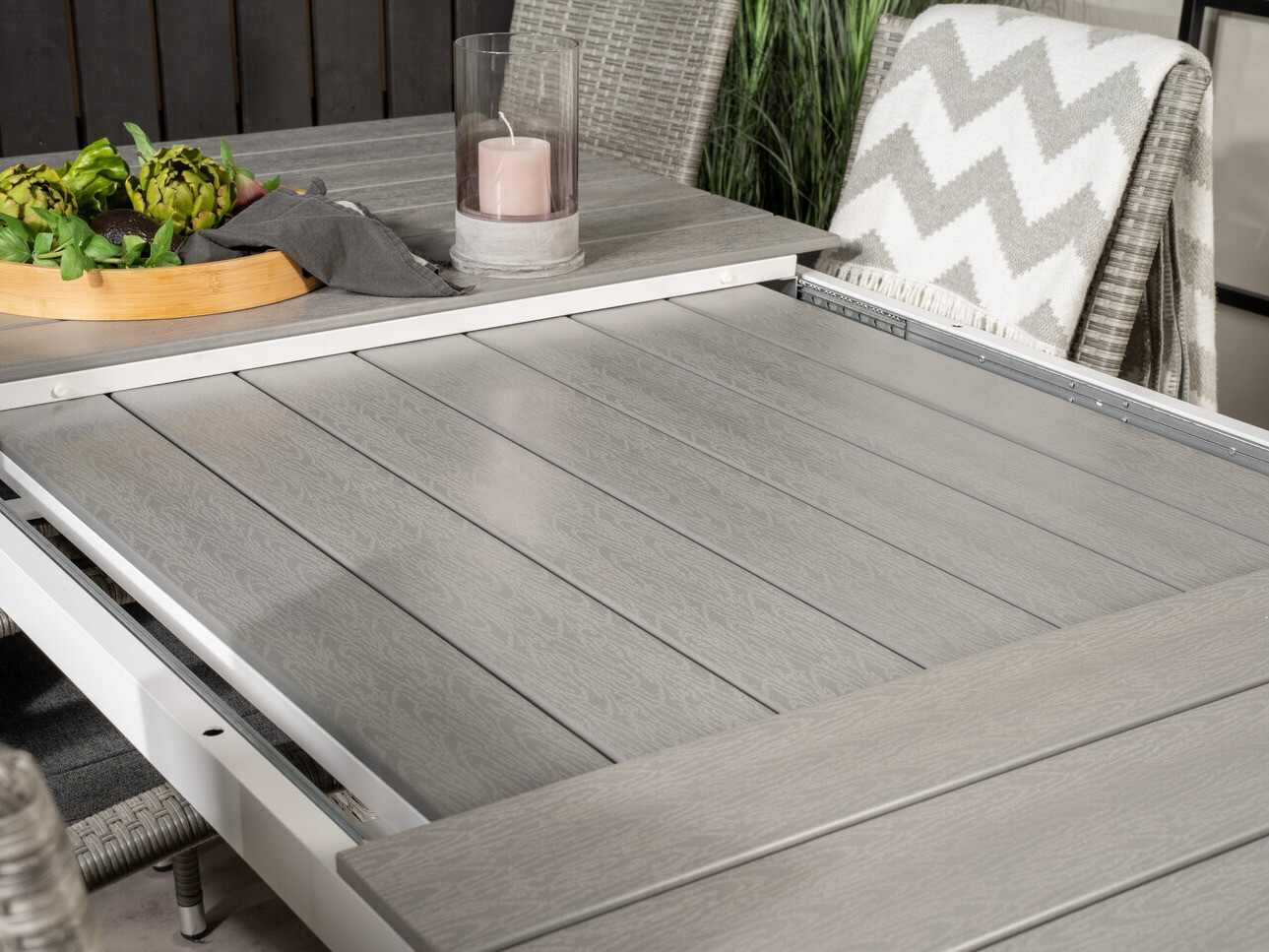 Galds un krēslu komplekts Dallas 2408 (Pelēks + Tumši pelēks)