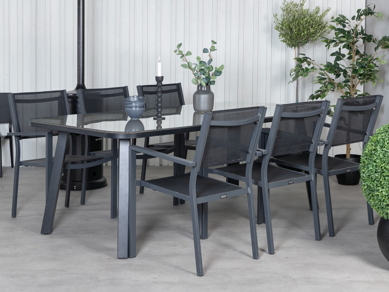 Galds un krēslu komplekts Dallas 760