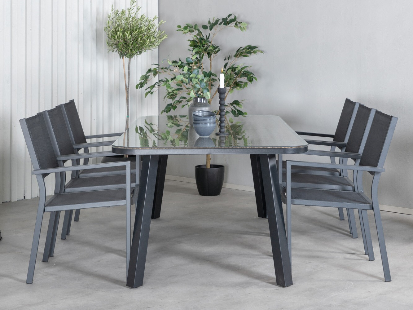 Galds un krēslu komplekts Dallas 760