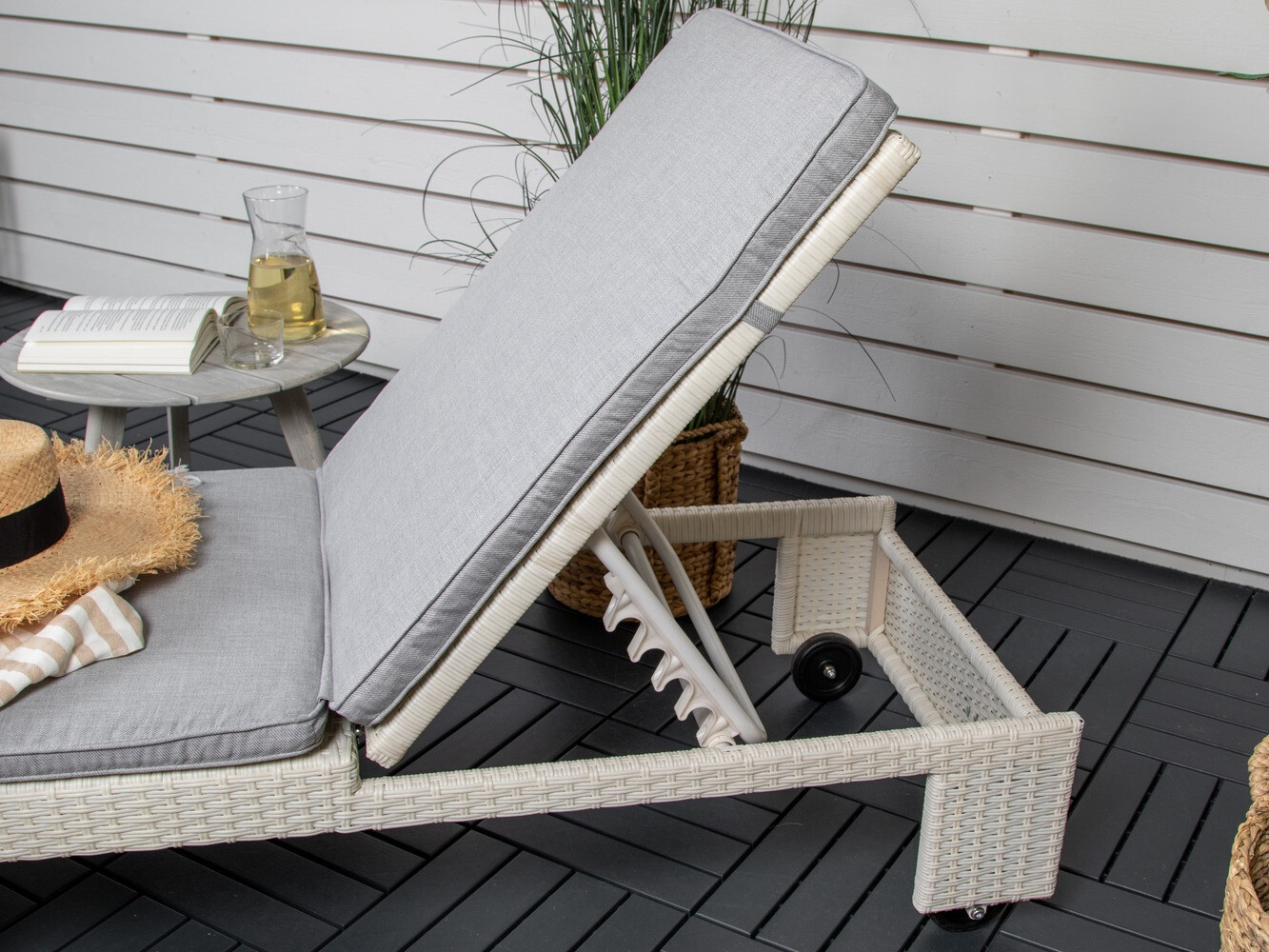 Sauļošanās krēsls Dallas 771 (Balts + Pelēks)