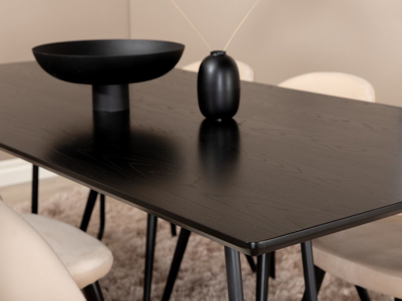 Ēdamistabas komplekts Dallas 2723 (Bēšs + Melns)