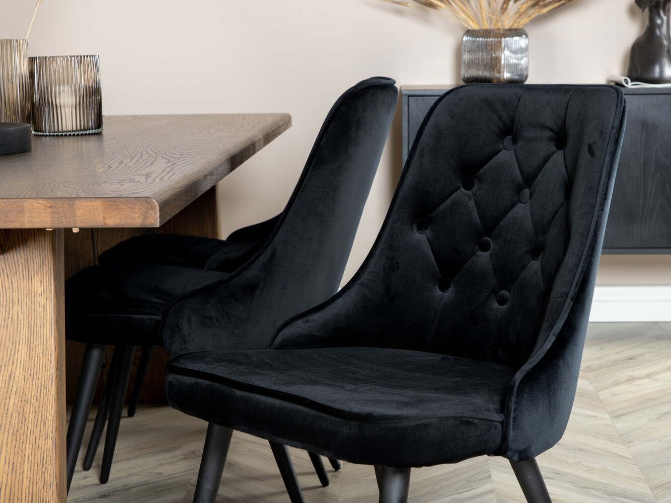 Ēdamistabas komplekts Dallas 1807 (Melns)