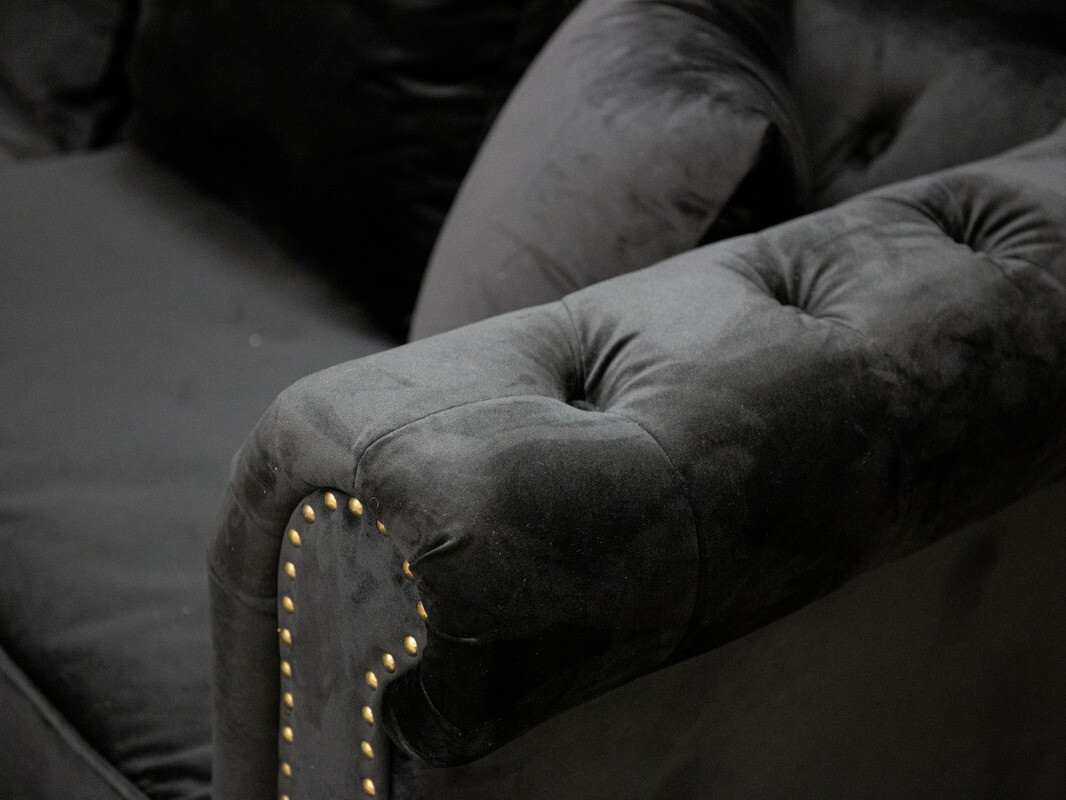 Chesterfield dīvāns Dallas 255 (Melns)