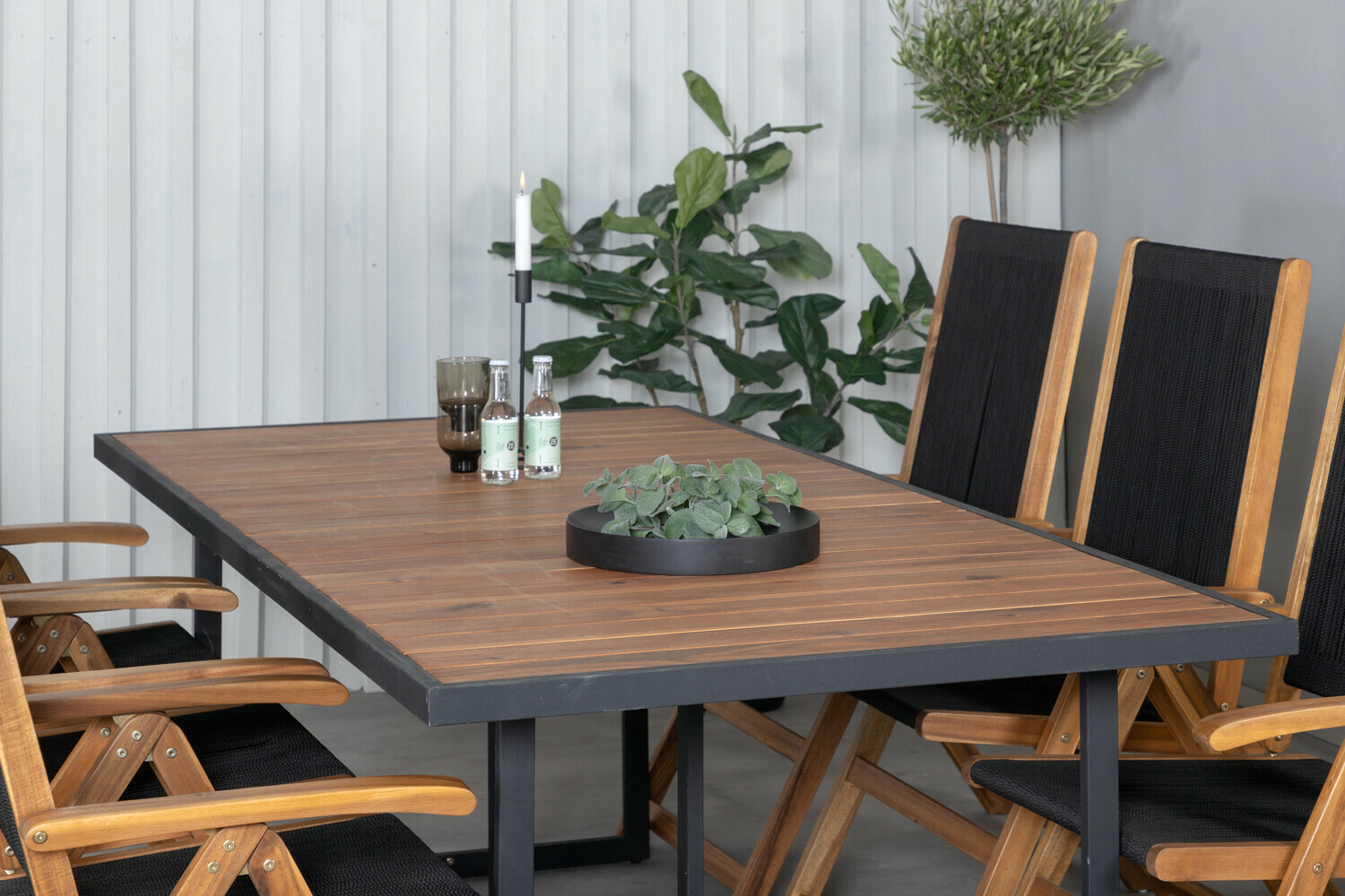 Galds un krēslu komplekts Dallas 2905