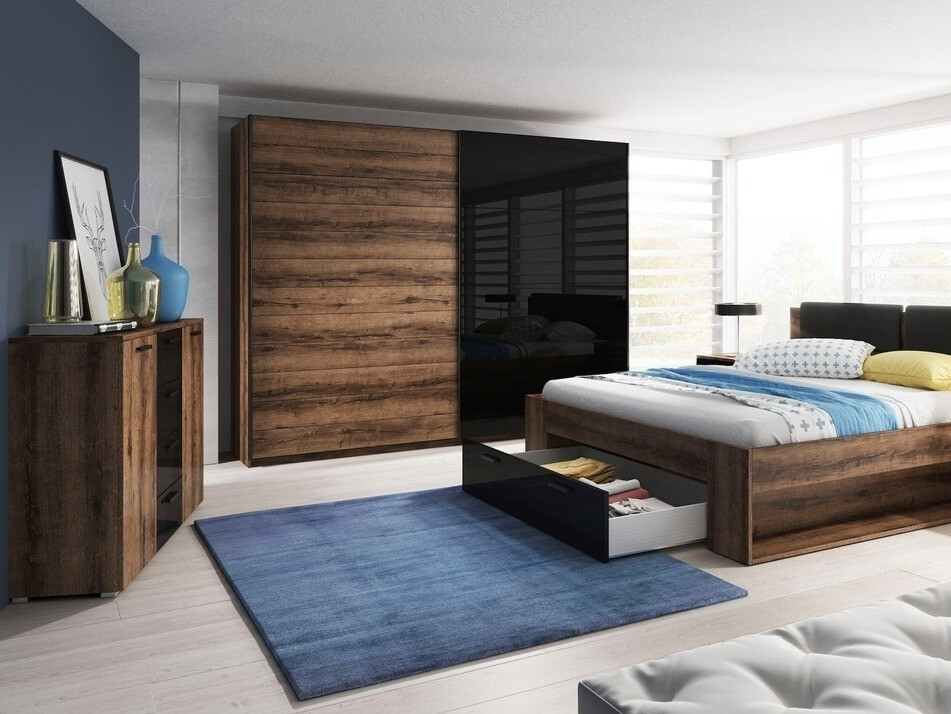 Kumode Levruvu 108 (Monastery ozols + Melns)