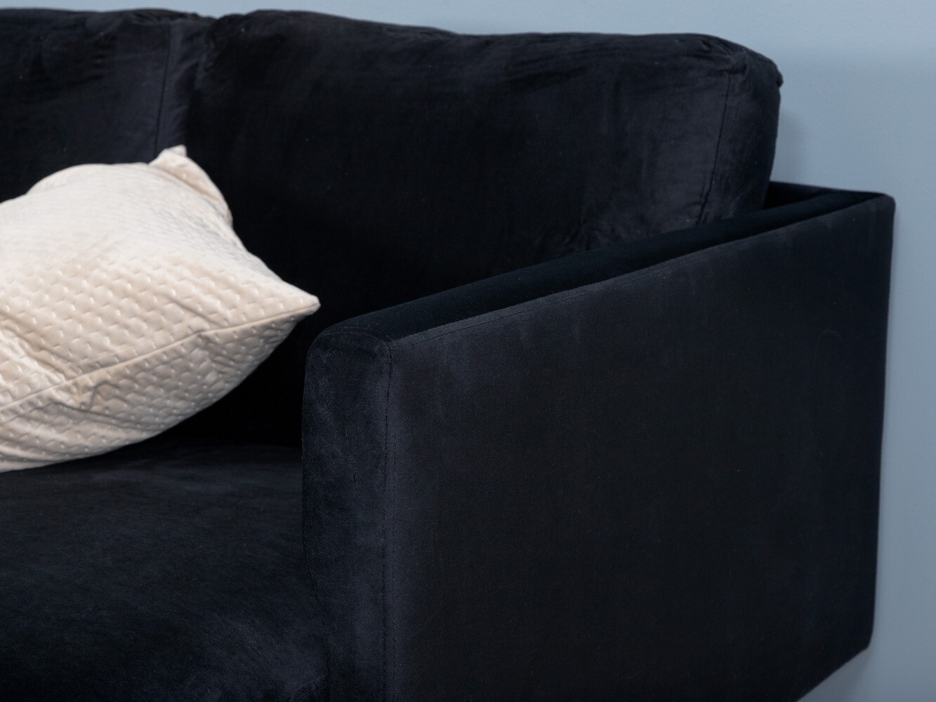 Угловой диван Fercame 102 (Чёрный)