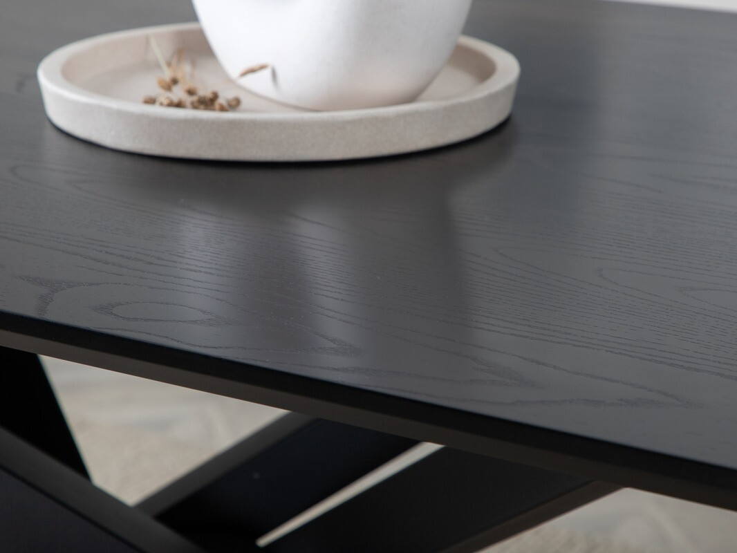 Galds Dallas 1722 (Melns)