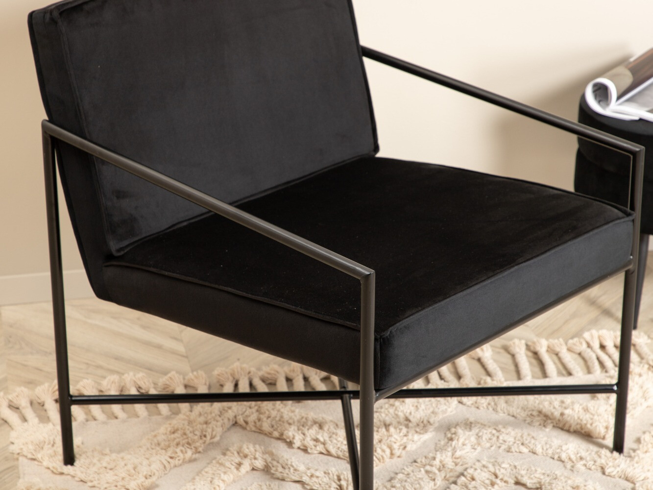 Krēsls Dallas 1707 (Melns)