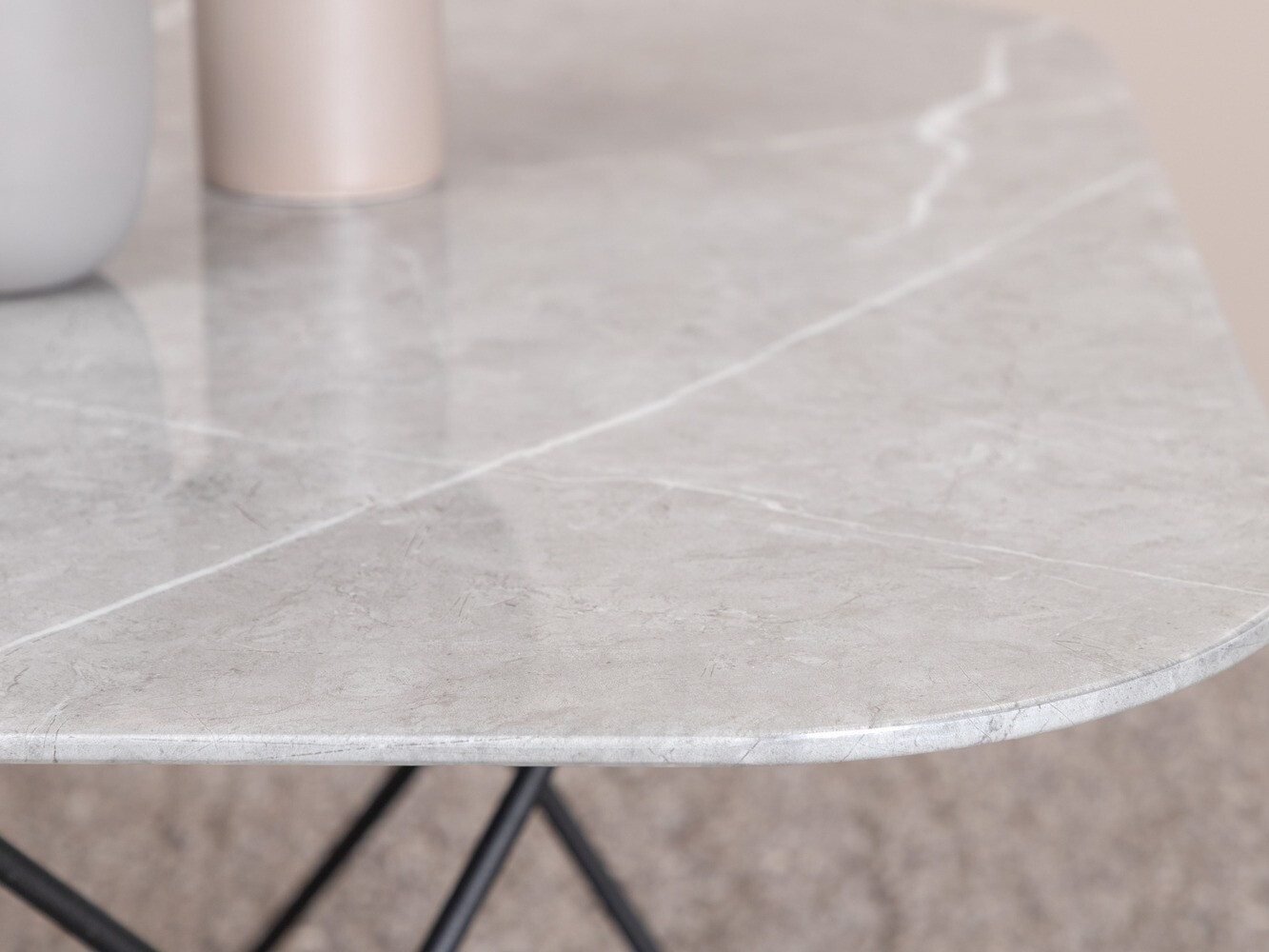 Žurnālu galdiņš Dallas 1723 (Pelēks + Melns)