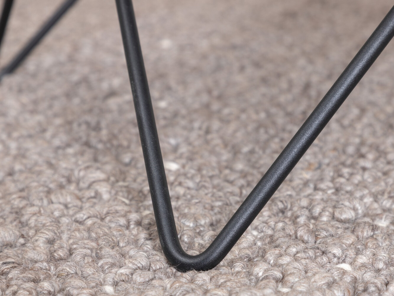 Žurnālu galdiņš Dallas 1723 (Pelēks + Melns)