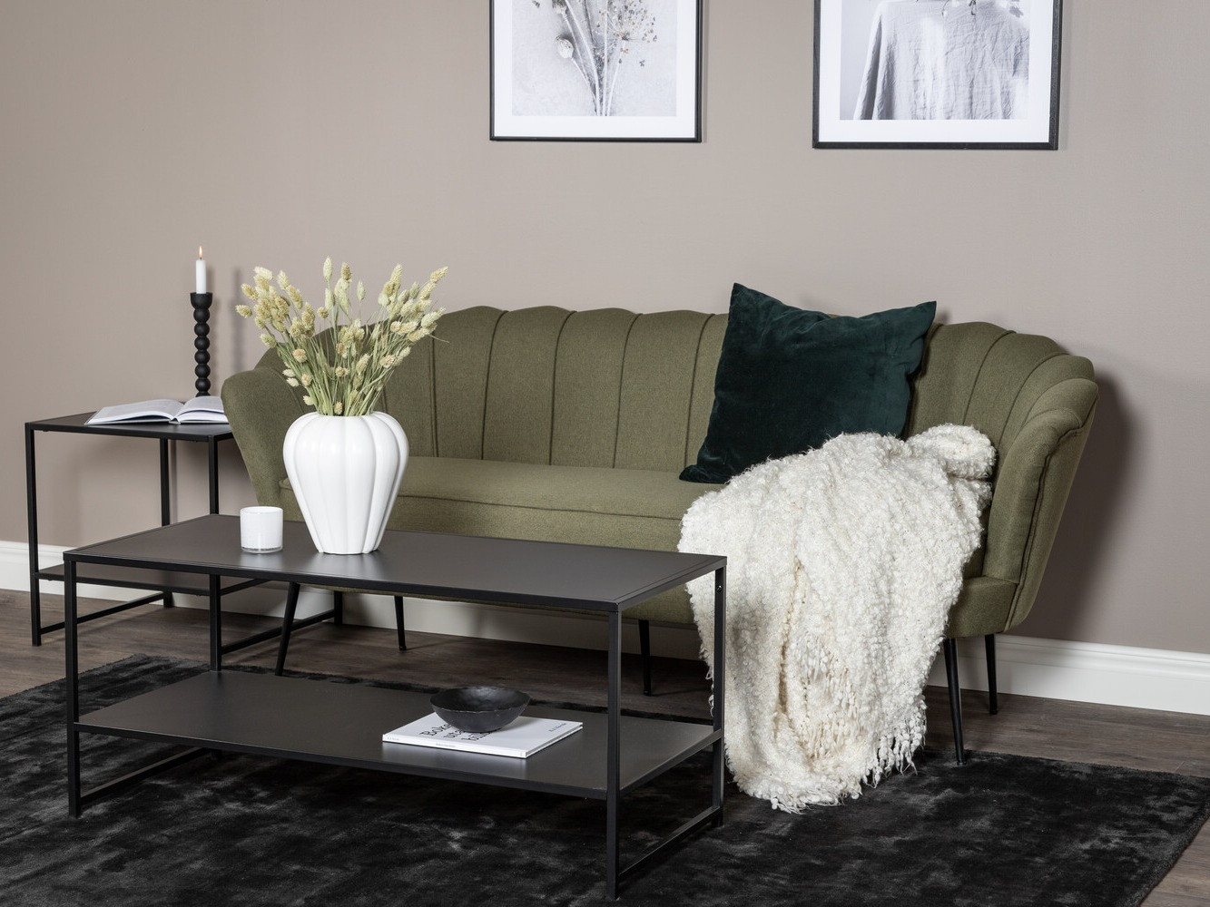 Dīvāns Dallas 2917 (Putekļaini zaļa + Melns)