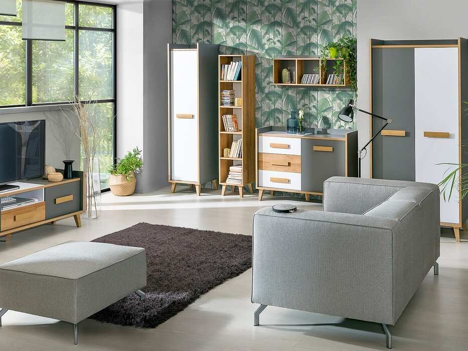 Kомод Oderevu 105