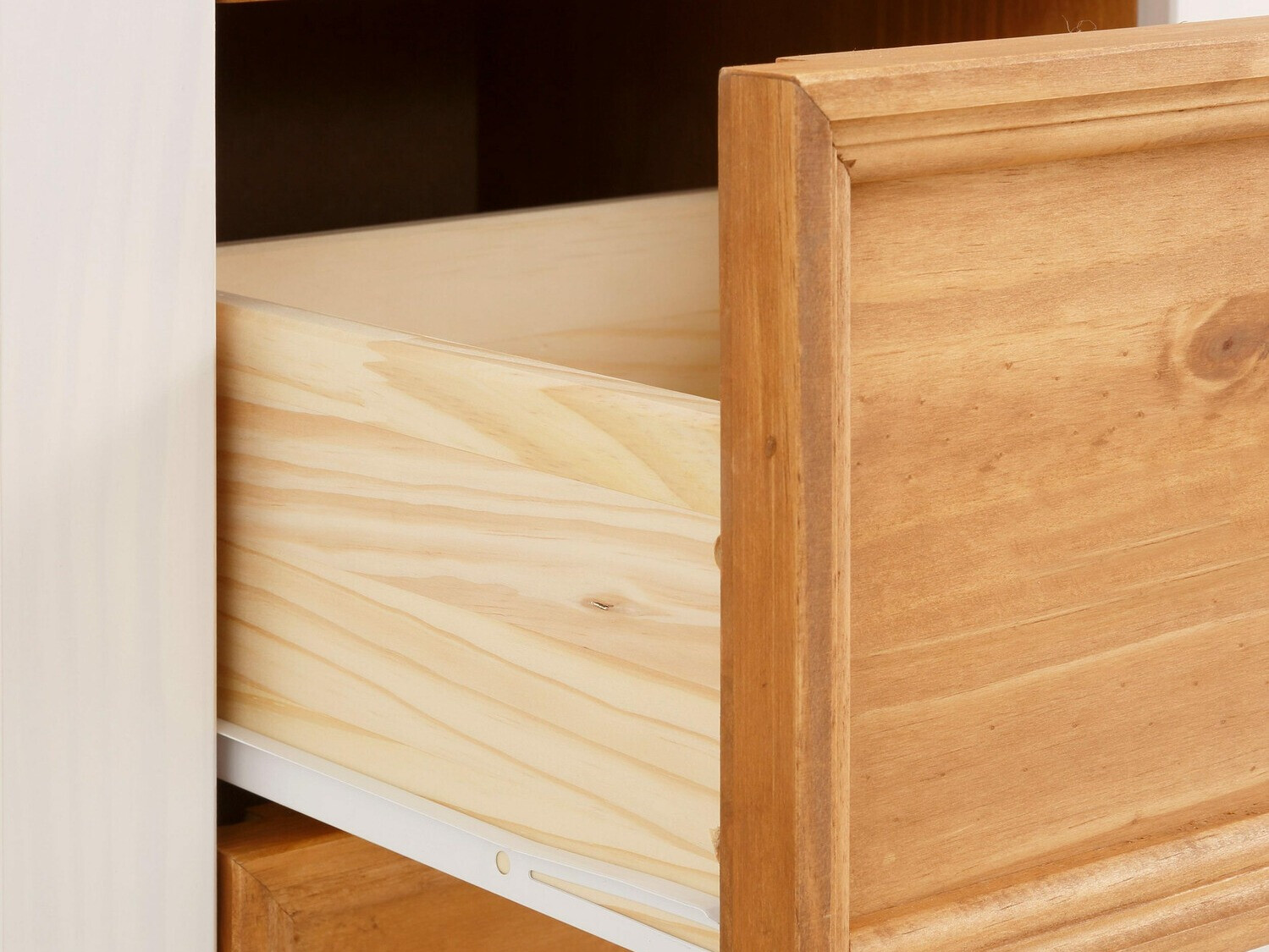 Kumode Tolelio 104 (Balts + Priede)