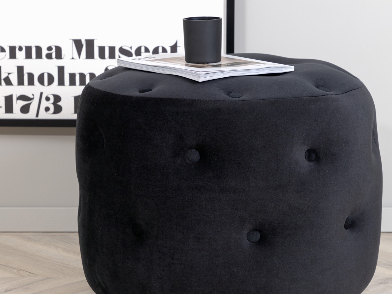 Pufs Dallas 2915 (Melns)