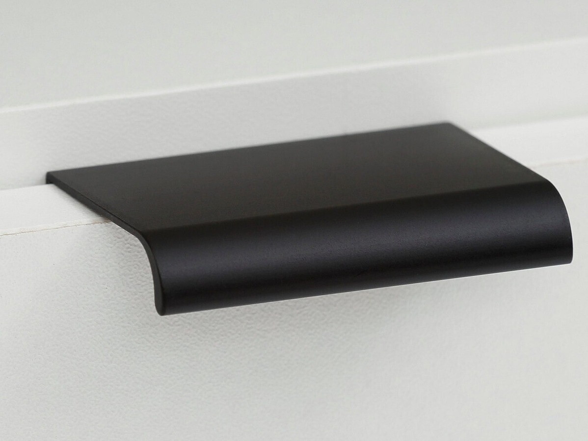 Skapis Denton 1436 (Balts + Artisan ozols)