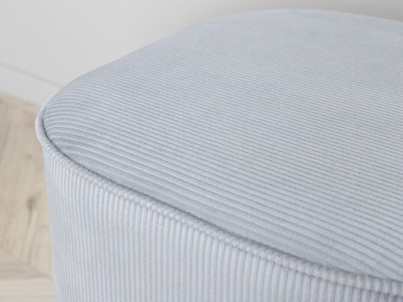 Pufs Dallas 2944 (Gaiši pelēks)