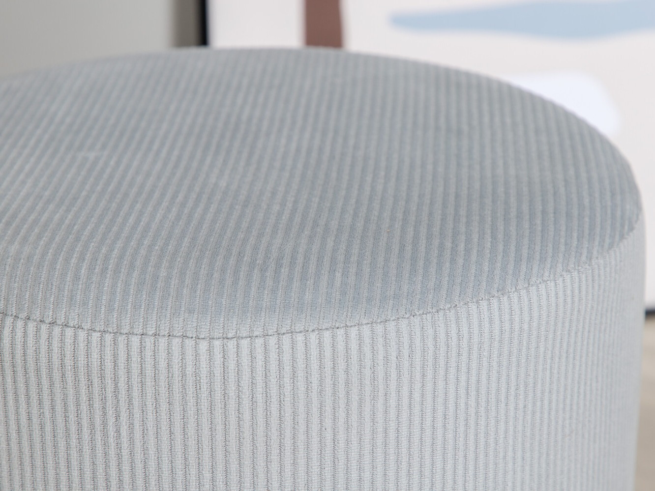 Пуф Dallas 2936 (Светло-серый + Глянцевый черный)