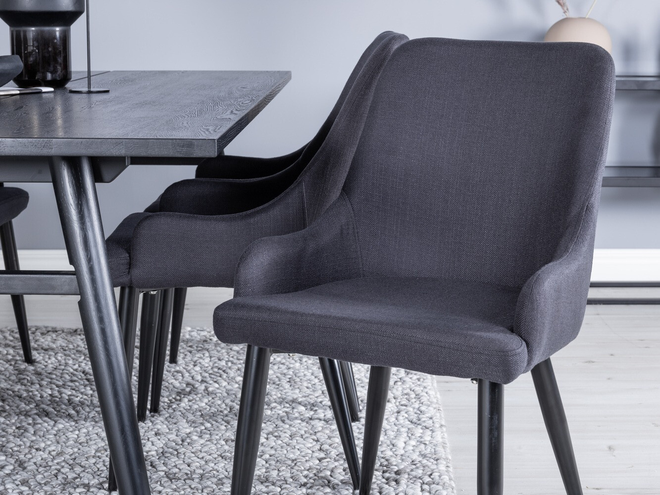 Ēdamistabas komplekts Dallas 1825