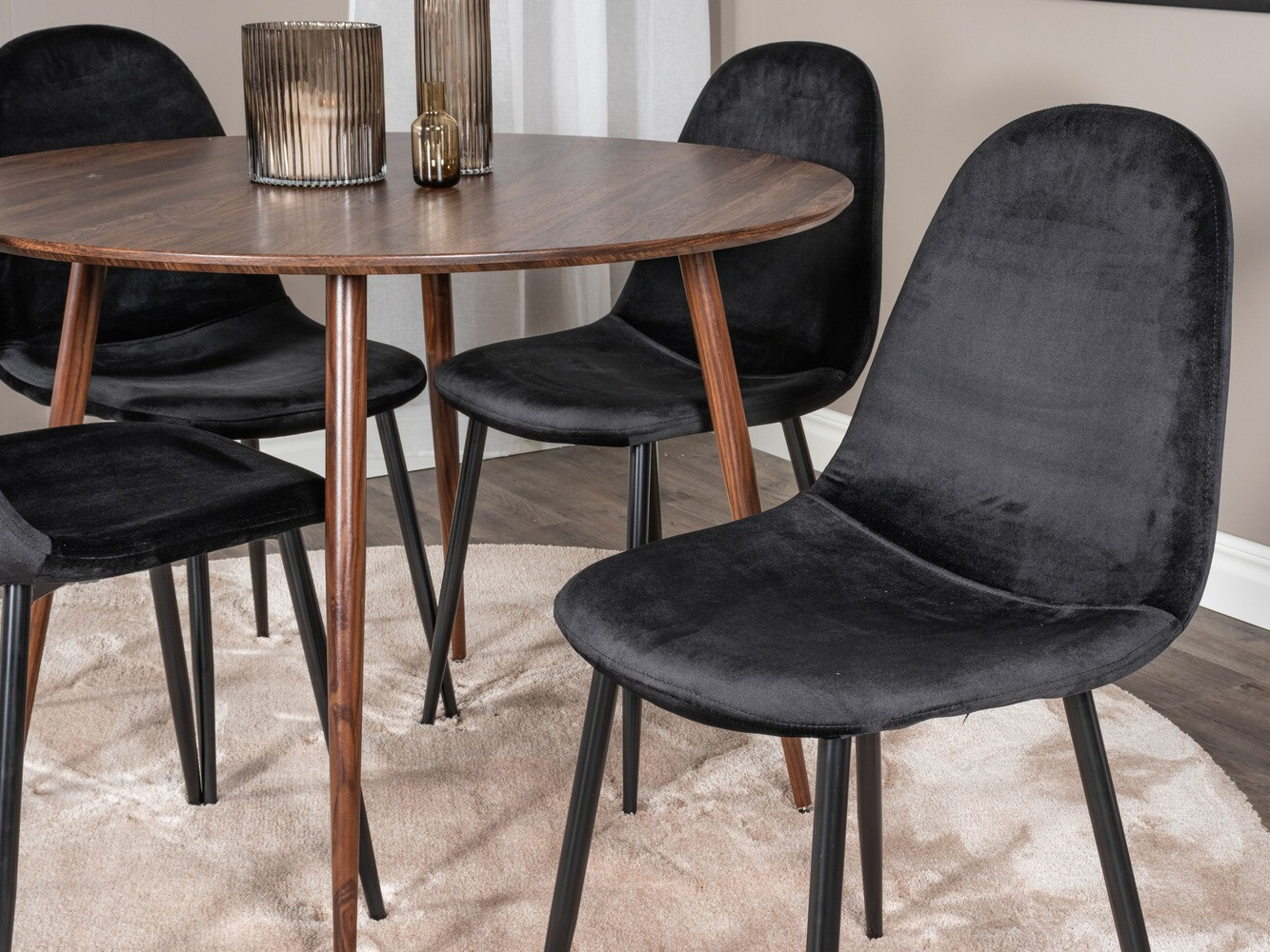 Ēdamistabas komplekts Dallas 1557